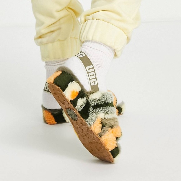 UGG Fluff Yeah Slide Cali Collage slippers in olive - Picture 10 of 12